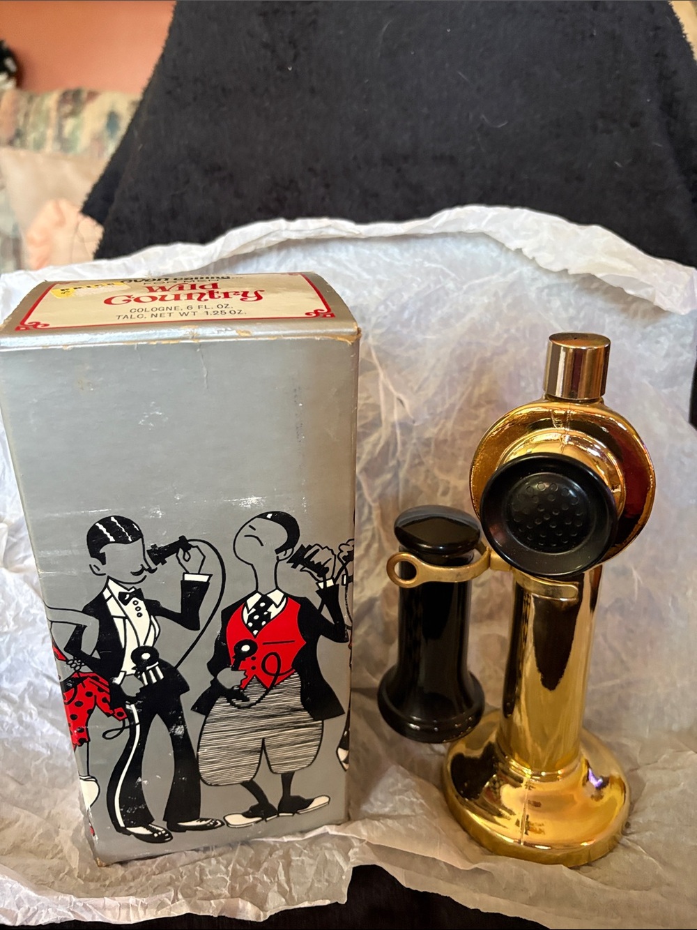 Vintage 1960-1970 Avon “Calling” old phone decanter in box